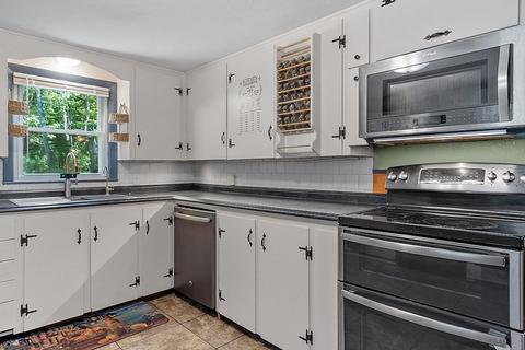 109 Minebrook Rd, Webster, MA 01570 photo 5