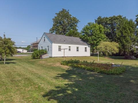 24 Marjorie St, Ware, MA 01082 photo 5