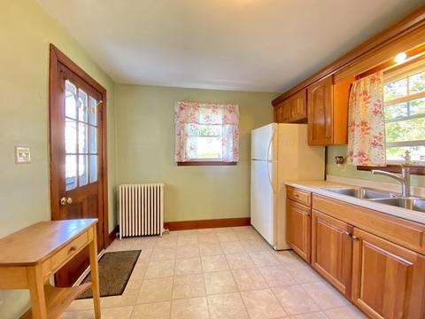 24 Marjorie St, Ware, MA 01082 photo 8
