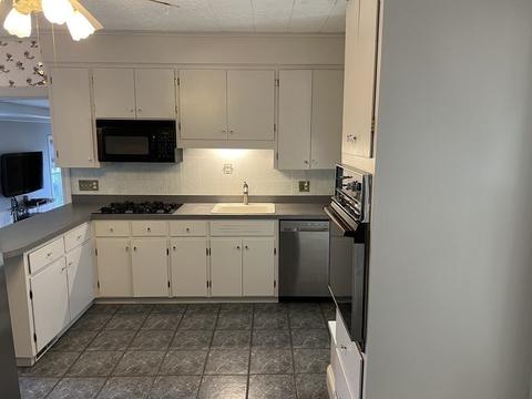2123 Highland Ave, Fall River, MA 02720 photo 30