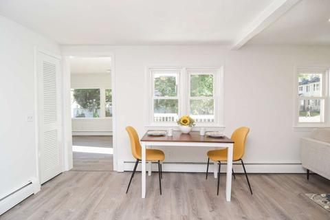 47 Line Rd, Reading, MA 01867 photo 8