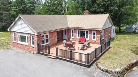 40 Abington St, Hingham, MA 02043 photo 1