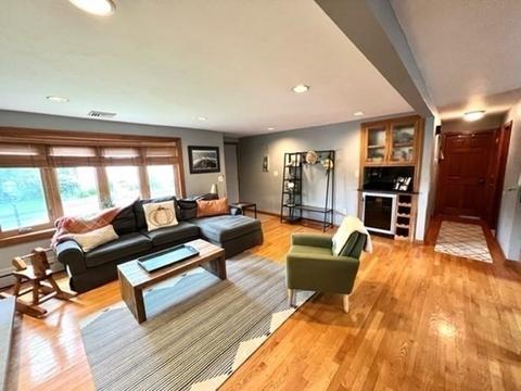 8 Ebenezer St, Worcester, MA 01604 photo 2
