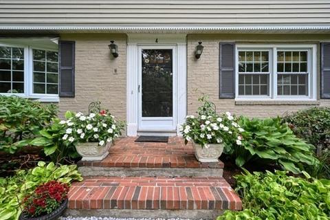 4 Mohawk, Canton, MA 02021 photo 3
