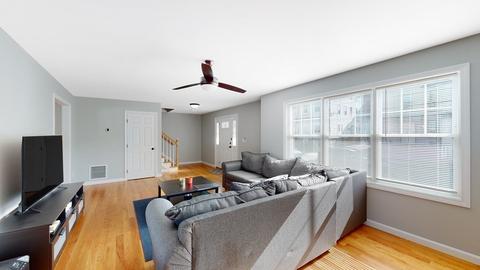 55 Thomas St, Fall River, MA 02723 photo 4