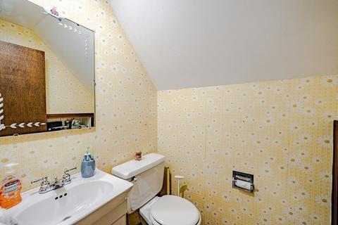 74 E Silver St, Westfield, MA 01085 photo 16