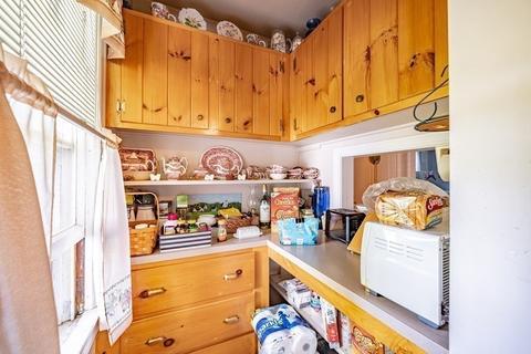 74 E Silver St, Westfield, MA 01085 photo 22