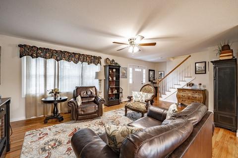 79 Judson St, Springfield, MA 01104 photo 9
