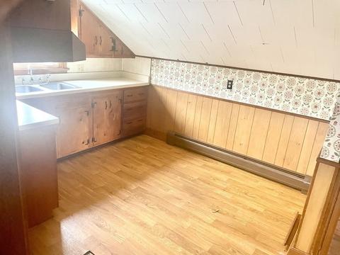 279 Pitman St, Fall River, MA 02723 photo 22