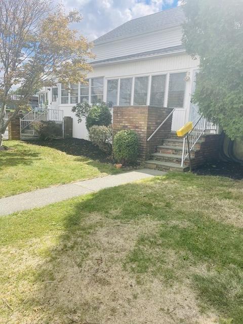 279 Pitman St, Fall River, MA 02723 photo 6