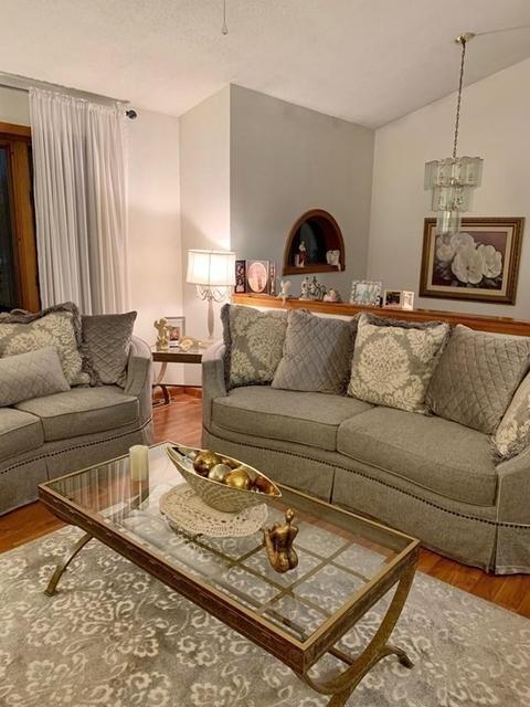 90 Fox Woods Dr, Springfield, MA 01129 photo 3