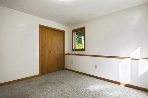 7 Porter St, Worcester, MA 01604 photo 18