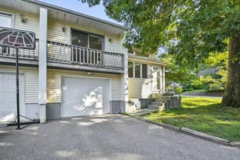 7 Porter St, Worcester, MA 01604 photo 1
