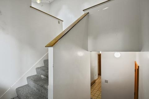 7 Porter St, Worcester, MA 01604 photo 16