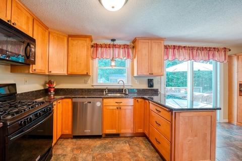 32 Hammock Ct, Dracut, MA 01826 photo 19