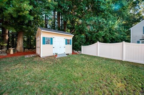 32 Hammock Ct, Dracut, MA 01826 photo 8