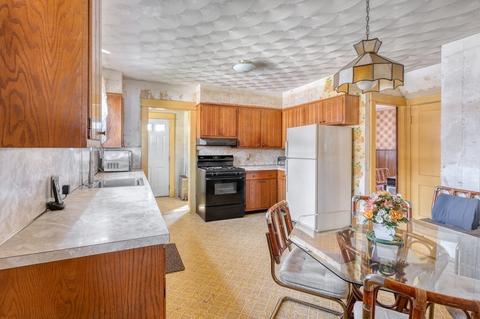 15 Itendale St, Springfield, MA 01108 photo 6