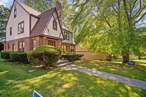 145 Chapin Ter, Springfield, MA 01107 photo 5