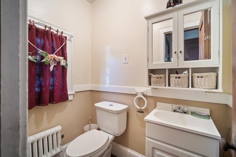 145 Chapin Ter, Springfield, MA 01107 photo 18