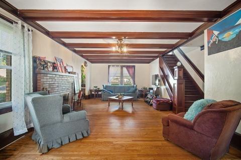 145 Chapin Ter, Springfield, MA 01107 photo 8