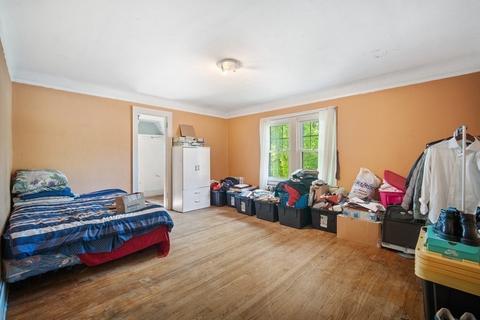 145 Chapin Ter, Springfield, MA 01107 photo 30