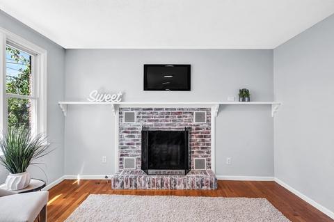 127 Old Brook Rd, Springfield, MA 01118 photo 9