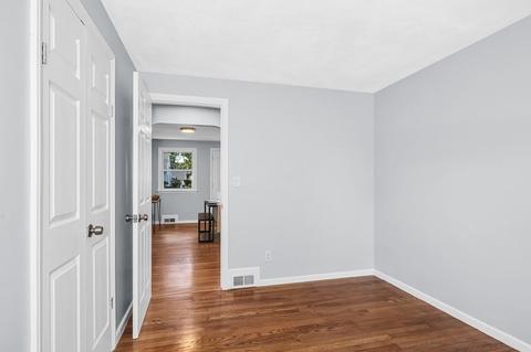 127 Old Brook Rd, Springfield, MA 01118 photo 26