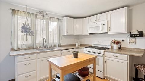 7 Nelson St, Natick, MA 01760 photo 5