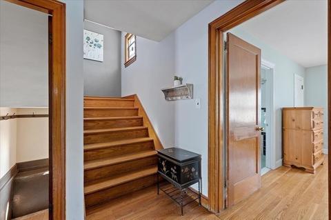 5 Liscomb St, Worcester, MA 01604 photo 8