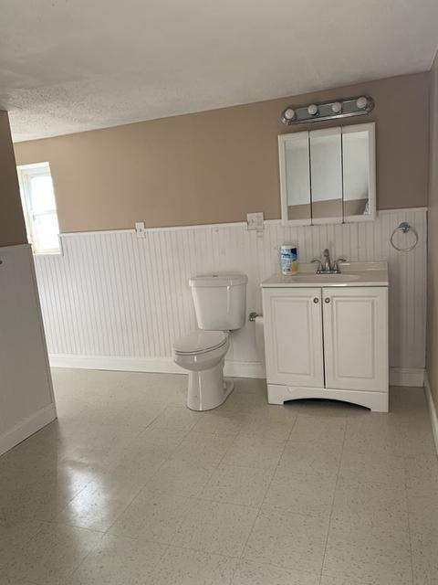 20 Clifton Ave, Springfield, MA 01109 photo 13