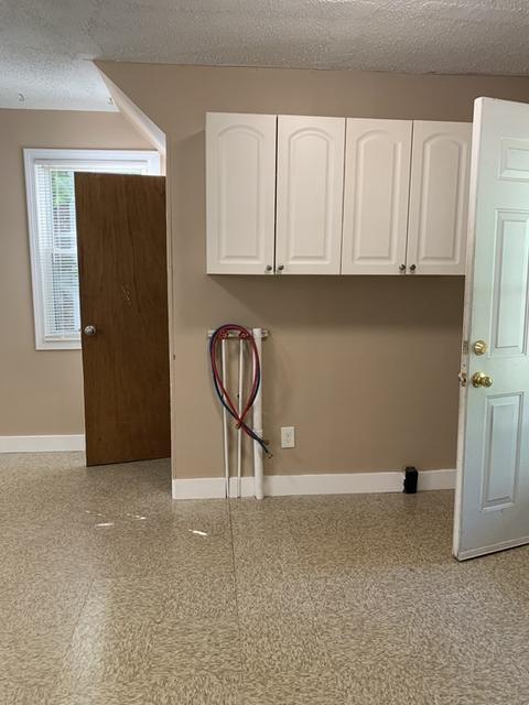 20 Clifton Ave, Springfield, MA 01109 photo 12