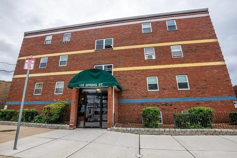 116 Spring St #C9, West Roxbury, MA 02132 photo 2