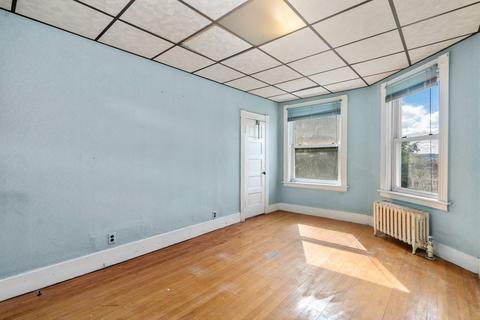 5 Cabot St, Worcester, MA 01603 photo 8