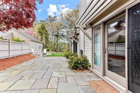 47 Mashie Cir, Mashpee, MA 02649 photo 8