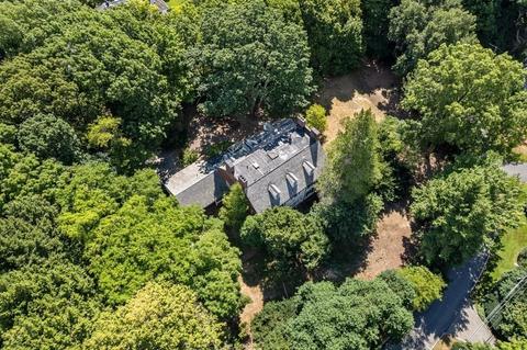 41 Codman Rd, Brookline, MA 02445 photo 1