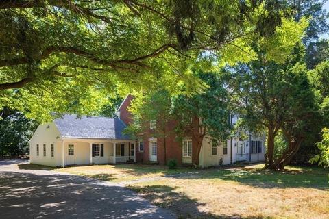 41 Codman Rd, Brookline, MA 02445 photo 8