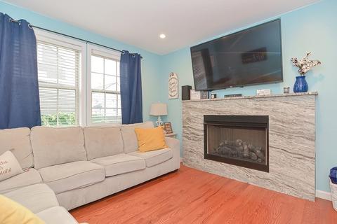 883 Grinnell St, Fall River, MA 02721 photo 6