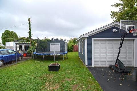 883 Grinnell St, Fall River, MA 02721 photo 36