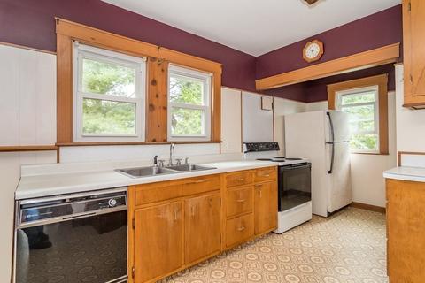 49 Trimount St, Dedham, MA 02026 photo 9