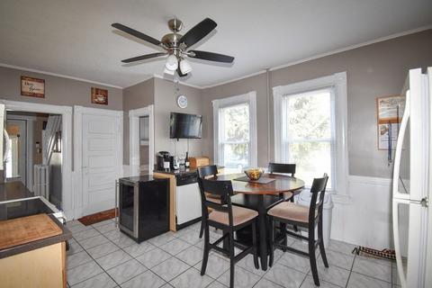 36 Maple Ter, West Springfield, MA 01089 photo 7