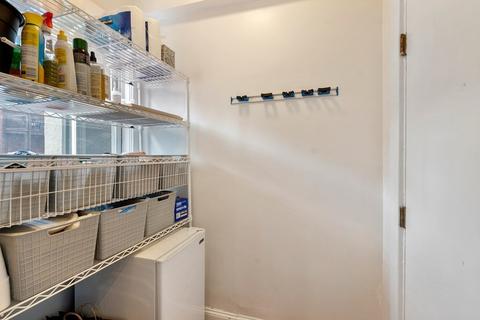 6 Hamilton Rd #2, Brookline, MA 02446 photo 8