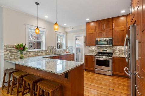 6 Hamilton Rd #2, Brookline, MA 02446 photo 3