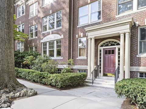 19 Thatcher St #E2-1, Brookline, MA 02446 photo 1