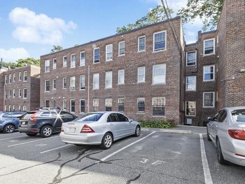 19 Thatcher St #E2-1, Brookline, MA 02446 photo 2