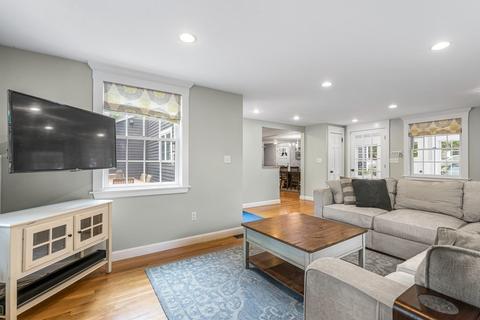 11 Milton Rd, Reading, MA 01867 photo 8