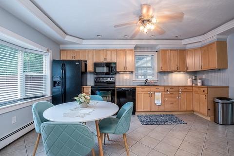 77 Washington St, Walpole, MA 02032 photo 5
