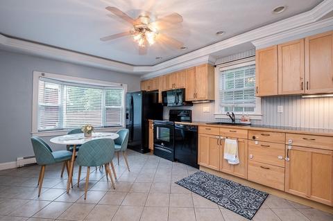 77 Washington St, Walpole, MA 02032 photo 4