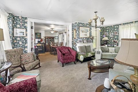 45 Forest St, Lee, MA 01238 photo 12