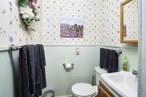 45 Forest St, Lee, MA 01238 photo 23