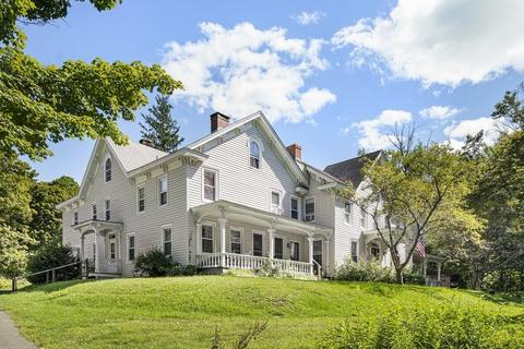45 Forest St, Lee, MA 01238 photo 2